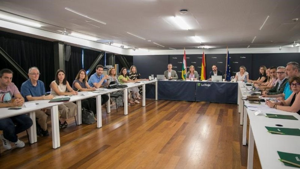 La consejera de Agricultura, Ganadería, Mundo Rural y Medio Ambiente, Noemí Manzanos, preside la reunión del Consejo Asesor de Medio Ambiente de La Rioja