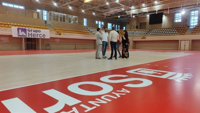 Carlos Martínez en la visita a las obras del pabellón Los Pajaritos.