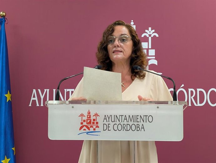 La concejal del PSOE en el Ayuntamiento de Córdoba Isabel Bernal.
