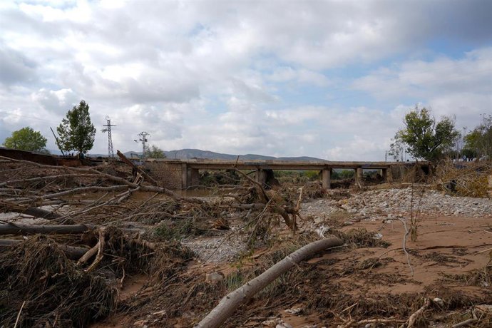 Archivo - Imagen de archivo del paso por la dana en Pedralba (Valencia).