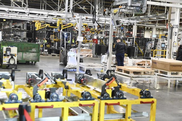 Archivo - Imagen de la fábrica de Stellantis en Figueruelas (Zaragoza).