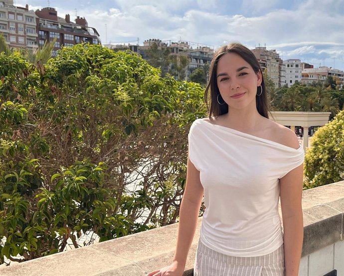 L'estudiant de Paiporta Belén Cuevas, que ha tret un 9,16 en la PAU