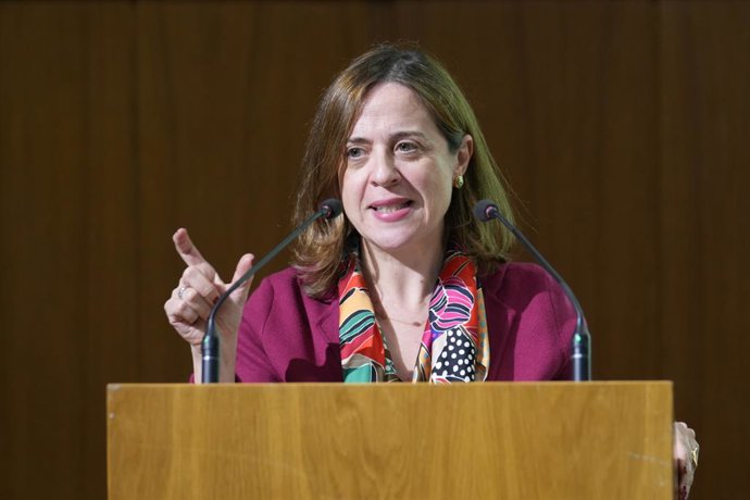Archivo - La Secretaria de Estado de Comercio del Ministerio de Economía, Comercio y  Empresa, Amparo López clausura el Foro, A 29 de enero de 2025 en Algeciras, Cádiz (Andalucía, España).  El Auditorio Millán Picazo de Algeciras (Cádiz) es el escenario d