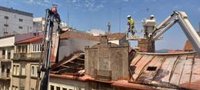Comienza la demolición de parte del edificio incendiado en Pontevedra