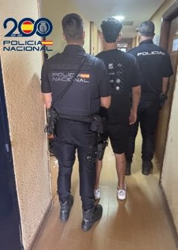 Uno de los fugitivos detenido por la Policía Nacional de Melilla.