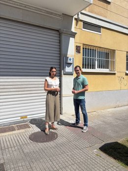 El coordinador autonómico de Podemos Asturies, Diego Ruiz de la Peña, y la portavoz municipal de Siero, Silvia Tárano