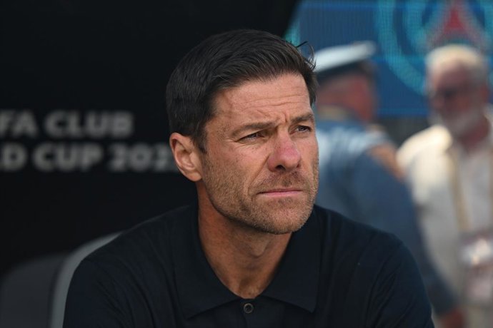 09 July 2025, US, New Jersey: Real Madrid coach Xabi Alonso pictured prior to the start of the FIFA Club World Cup semi final match between Paris Saint-Germain and Real Madrid at Metlife Stadium. Photo: Sven Hoppe/dpa