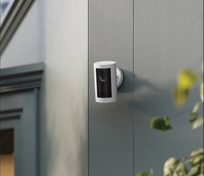 67% De Los Valencianos Asegura Que Le Resultaría Más Fácil Relajarse Si Pudiera Controlar Su Casa Virtualmente , Según Un Estudio De Ring