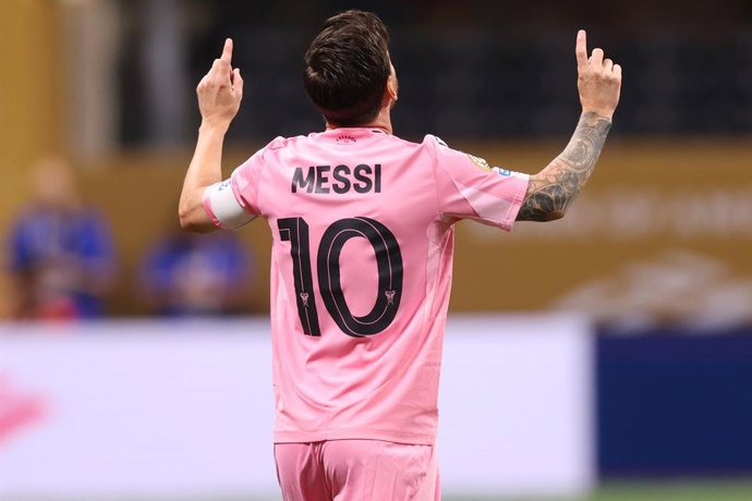 19 June 2025, US, New Jersey: Inter Miami's Lionel Messi celebrates scoring their side's second goal of the game during the FIFA Club World Cup Group A soccer match between Inter Miami CF and FC Porto at Mercedes Benz Stadium. Photo: David Klein/CSM via Z