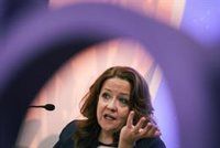 Comunidad autoriza 30.000 mensualidades para profesionales de hospitales hasta fin de año y cubrir vacaciones