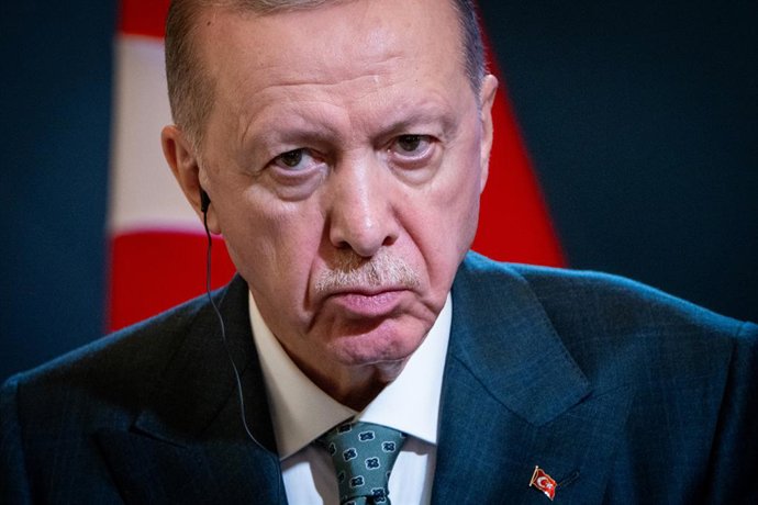 Archivo - 29 de abril de 2025, Roma, Itália: O presidente turco Recep Tayyip Erdogan fala à mídia durante uma coletiva de imprensa conjunta após a 4ª Cúpula Intergovernamental entre a Turquia e a Itália na Villa Pamphilj, em Roma.