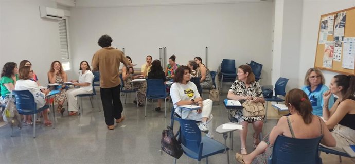 Profesionales de enfermería se forman en Consulta de Acogida en Almería.