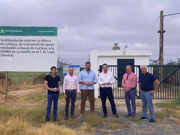 Visita a la nueva estación de bombero en La Ribera de Cartaya.