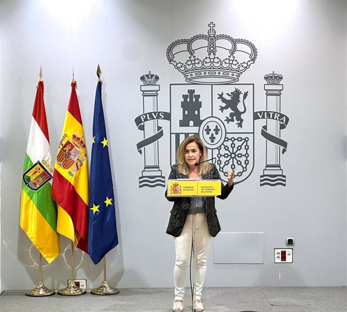 La delegada del Gobierno en La Rioja, Beatriz Arraiz, en la rueda de prensa