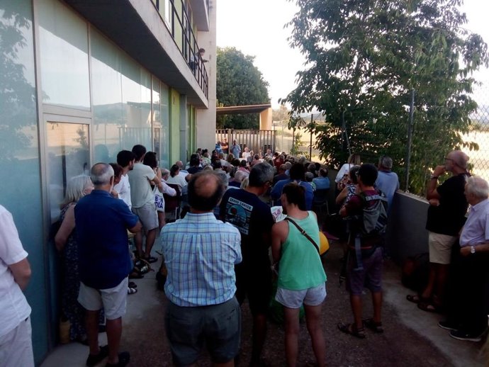 Reunión en el Casal de Establiments para constituir la plataforma 'Mallorca per viure, no per especular'