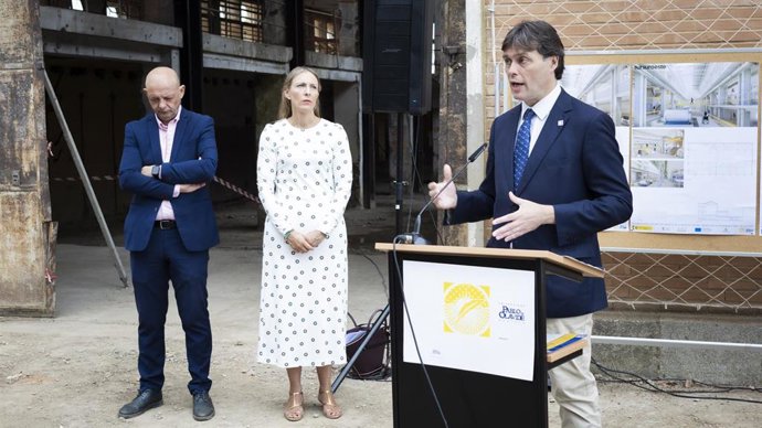 Acto que da comienzo a la reforma de la antigua Central Térmica de la UPO.