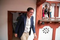 Óscar López cree que Feijóo "perdió los papeles" ayer y le tacha como "el político más sucio" que ha habido en España