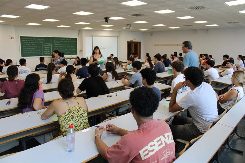 PAU extraordinaria en la Universidad de Sevilla.