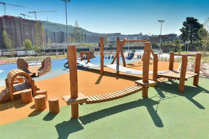 Nuevo parque en Puntza Zorrotza, en Bilbao