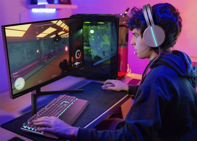 Monitor Evnia 27M2N3800A