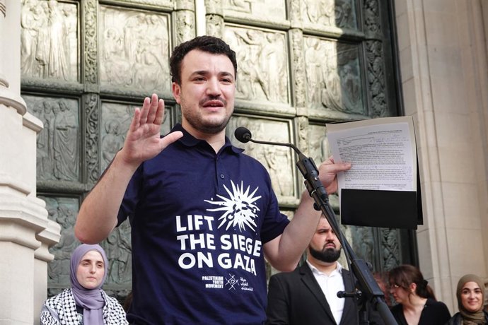 June 22, 2025, New York City, Ny, USA: Palestinian activist Mahmoud Khalil, who was released from ICE detention,  participates in a rally on the steps of Cathedral of St. John the Divine in Manhattan on 22 June 2025 in New York City. Khalil was released F
