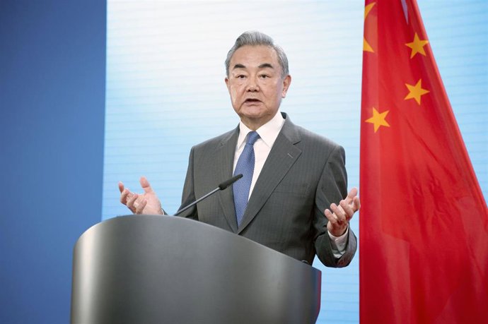 El ministro de Exteriores de China, Wang Yi, durante una rueda de prensa en Alemania (archivo)