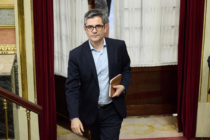 O Ministro da Presidência, Justiça e Relações com o Parlamento, Félix Bolaños, durante a sessão plenária extraordinária do Congresso dos Deputados, em 8 de julho de 2025, em Madri (Espanha). Essa sessão plenária trata apenas da reforma do Regimento Intern