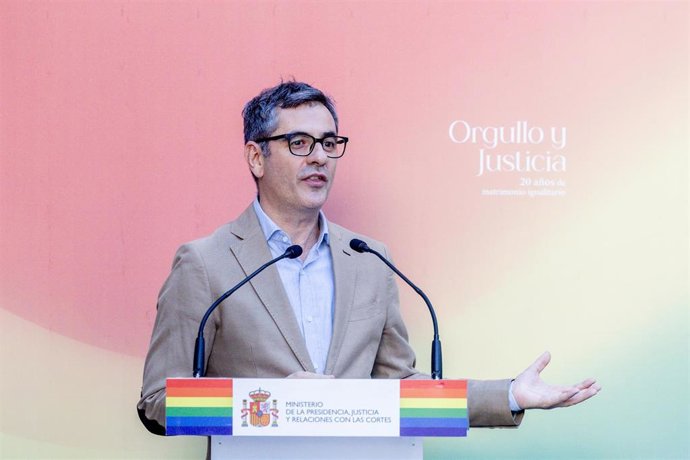 El ministro de la Presidencia, Justicia y Relaciones con las Cortes, Félix Bolaños, durante el acto 'Orgullo y Justicia' en el Palacio de Parcent, a 27 de junio de 2025, en Madrid (España).