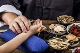 Foto: La OMS destaca el potencial transformador de la IA para la medicina tradicional e insta a desarrollar marcos normativos