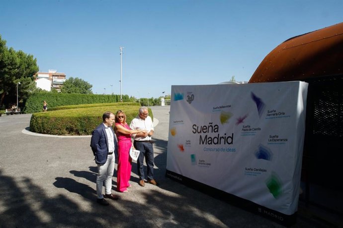 El delegado de Urbanismo, Medio Ambiente y Movilidad, Borja Carabante, presenta el concurso de ideas 'Sueña Madrid 2025'.
