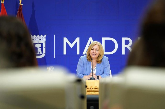 La alcaldesa en funciones de Madrid y delegada de Seguridad y Emergencias, Inma Sanz, en la rueda de prensa posterior a la Junta de Gobierno, el 10 de julio de 2025. 
