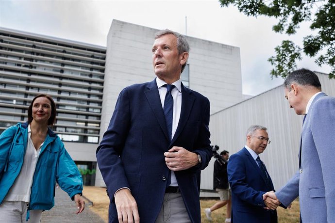 O presidente da Xunta, Alfonso Rueda, visita os laboratorios do Edificio de Enxeñería Aeronáutica e do Espazo. Faculdade de Enxeñería Aeronáutica e do Espazo.