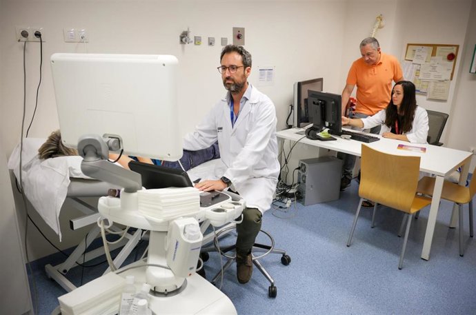 La Fe aplica con éxito la primera crioablación percutánea en España para tratar el dolor de endometriomas extrapélvicos