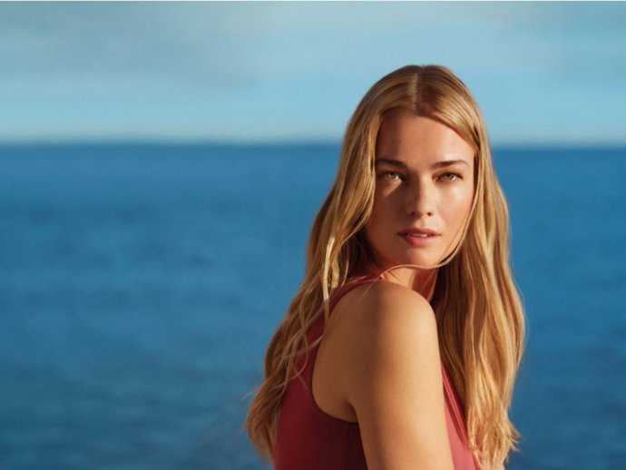 Claves para lavar tu cabello correctamente en verano