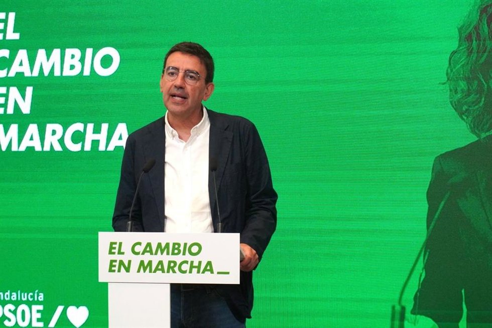 El diputado autonómico y secretario de Desarrollo Estatutario del PSOE-A, Mario Jiménez, este viernes en rueda de prensa en la sede regional socialista.