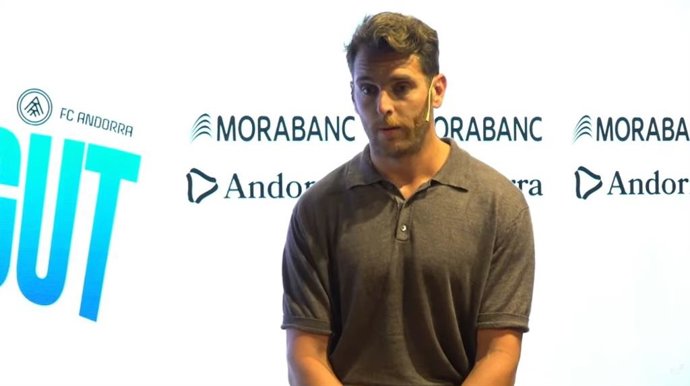 El técnico Ibai Gómez en su presentación con el FC Andorra