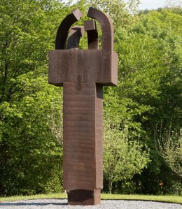 'Elogio Del Horizonte III', De Chillida