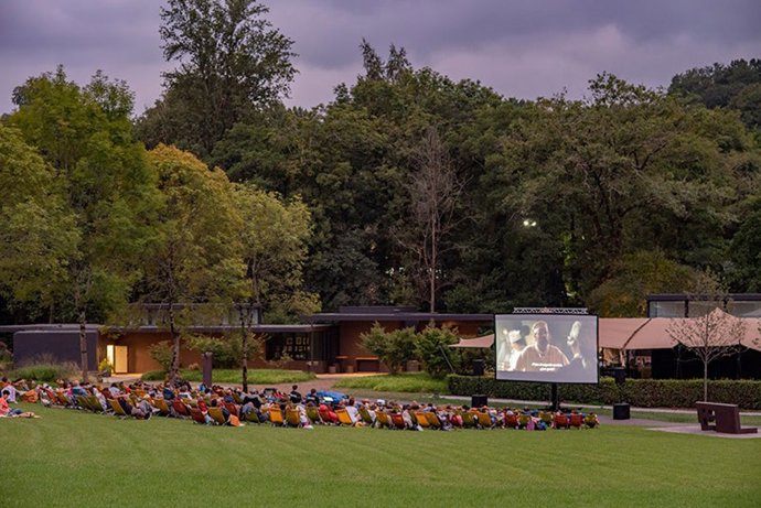 Archivo - Chillida Leku ofrece 'Noches de Cine de Verano'