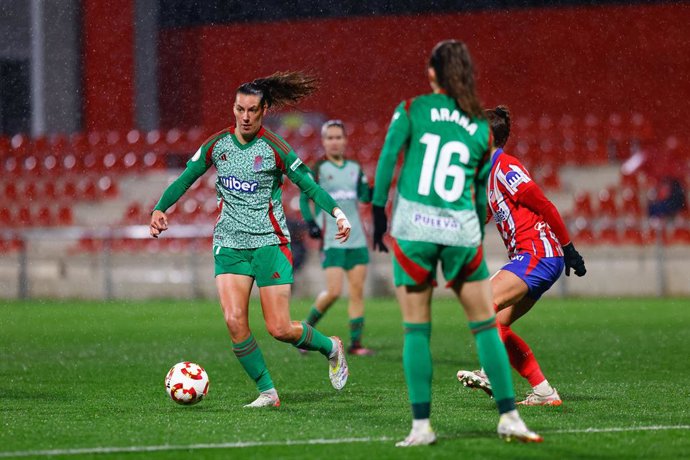 Archivo - Andrea Gomez of Granada in action during the Copa de la Reina, Spanish Women Cup, Semi Final Second Leg match between Atletico de Madrid and Granada CF, at Centro Deportivo Wanda Alcala de Henares stadium on March 13, 2025, in Alcala de Henares,