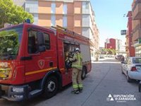 Los bomberos realizan trabajos de achique de agua en varias localidades de Zaragoza por las tormentas