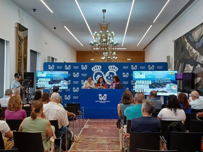 Europe Direct Huelva reconoce como 'Proyecto Europeo del Mes' al Geoparque Transfronterizo Huelva-Alentejo.