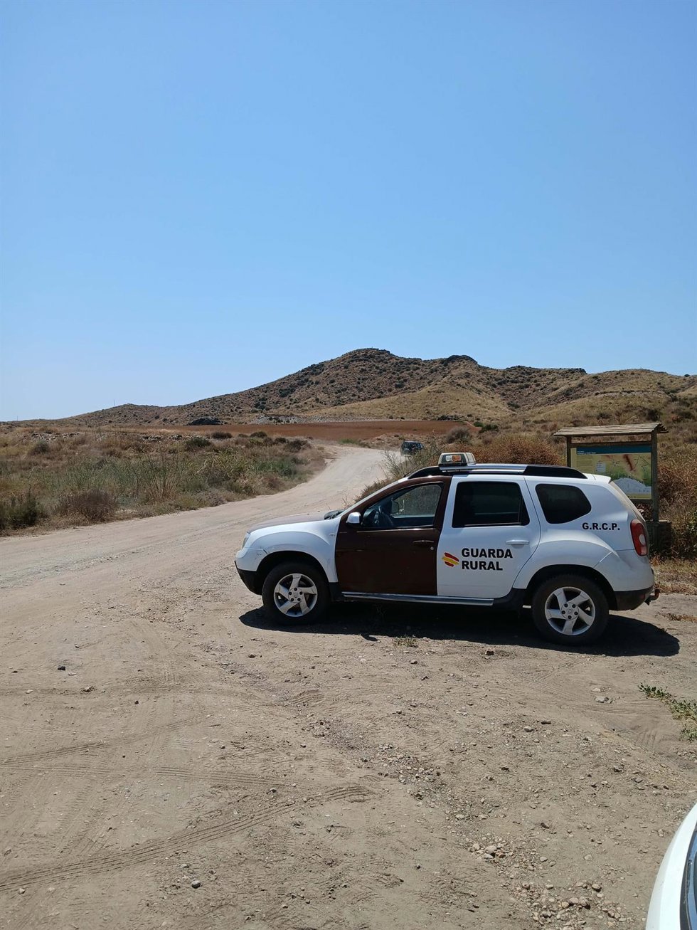 Dispositivo de vigilancia e información ambiental para las playas del sector de Calnegre, en el Parque Regional Calnegre y Cabo Cope.