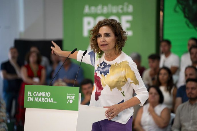 A líder do PSOE-A, María Jesús Montero, em um evento em Jerez.