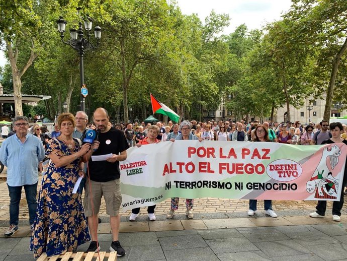 Concentración en Bilbao "por la paz" y para pedir "alto al fuego, ¡ya!" en Palestina