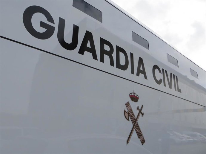 Archivo - Vehículo de la Guardia Civil.