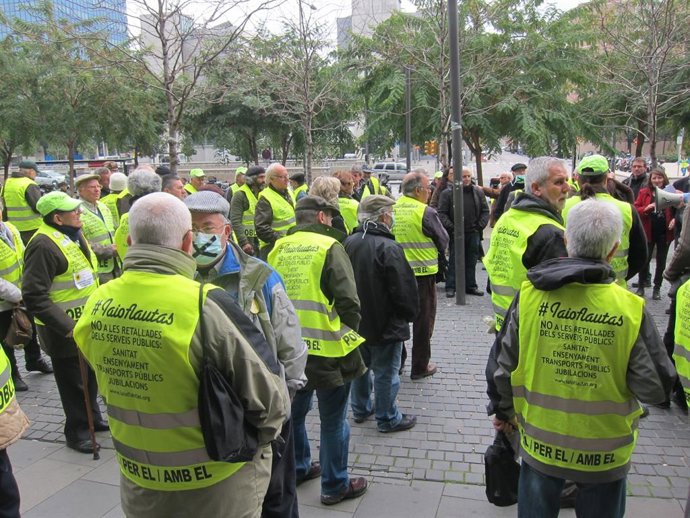 Archivo - Arxiu - Una de les protestes dels 'Iaioflautas'