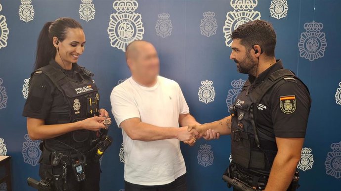 Detenidos cuatro hombres por cometer dos robos con violencia en Alicante