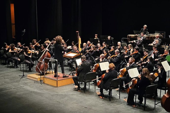 Archivo - La Orquesta Filarmónica de Málaga continúa el ciclo 'Andalucía Sinfónica' en el Auditorio de Almería