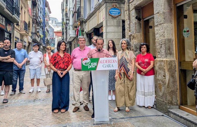 Acto de celebración del aniversario de la primera izada de la ikurriña con el BBB, Iñigo Ansola