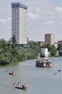 XXVI Procesión Fluvial de la Virgen del Carmen por el río Pisuerga de Valladolid